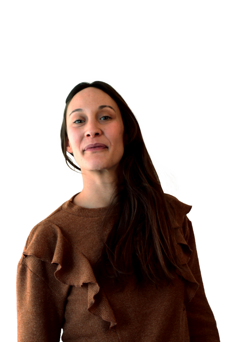 Lubna, directrice commerciale de l'agence web prism'